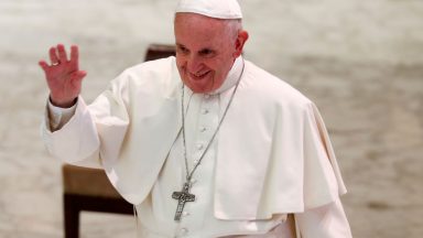 Papa frisa trabalho criativo e funcional ao Dicastério para a Comunicação