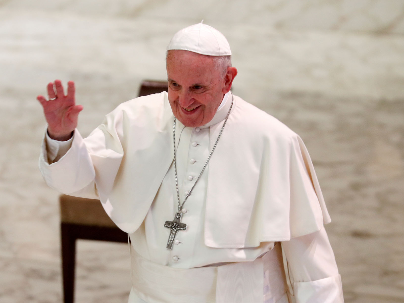 Santo brasileiro: Papa Francisco aprova primeira etapa para beatificar padre  de SC