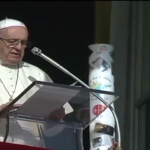 Durante Angelus, Papa Francisco demonstra apoio à campanha pela Paz