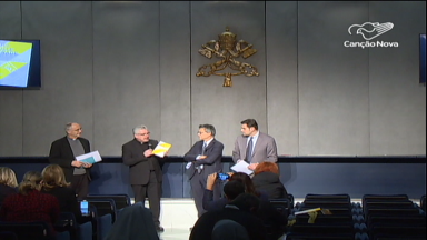 Vaticano lança livro e cartilha com orientações contra o tráfico humano