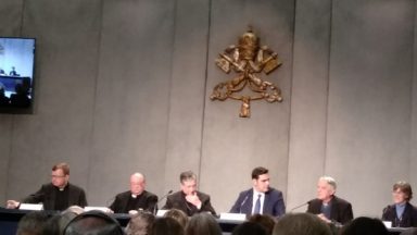 Vaticano apresenta detalhes do encontro sobre proteção de menores