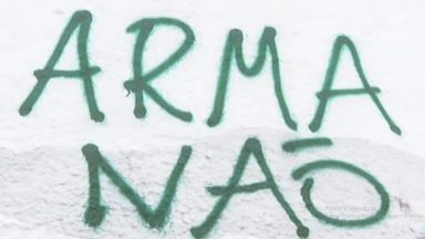 Em Suzano, alunos voltam à escola após cinco dias da tragédia