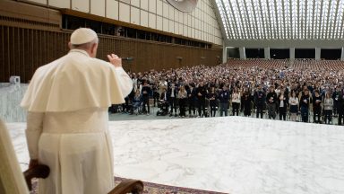 Papa: juventude não é passividade, mas esforço para alcançar metas