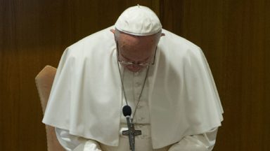 Papa exprime seus pêsames pelas vítimas da tragédia do submarino russo