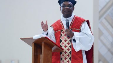 Semana Santa é oportunidade para rever própria vida e arrepender-se, diz padre