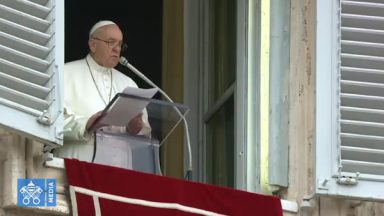 Papa: ressurreição é o acontecimento mais fascinante da história