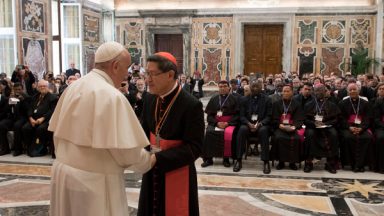 Papa Francisco: a Bíblia é a melhor vacina contra o fechamento da Igreja