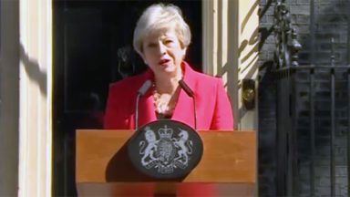 Thereza May deixa o cargo de primeira-ministra do Reino Unido