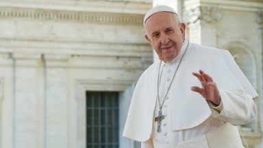 Papa Francisco faz surpresa às Filhas da Caridade em Roma
