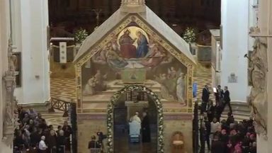 Papa marca encontro com jovens economistas em março de 2020