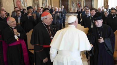 Papa à Roaco: tenho o desejo de ir ao Iraque no próximo ano