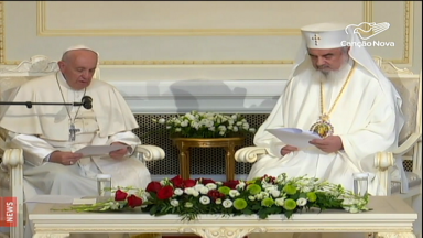 Papa encerra viagem à Romênia e reforça união com ortodoxos