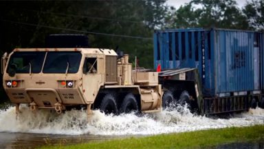 Tempestade tropical Barry chega ao estado de Louisiana, nos EUA
