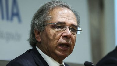 Guedes confirma liberação de R$ 42 bi de FGTS e PIS até o fim de 2020