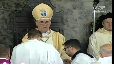 Missa solene de despedida de Dom João Inácio Müller atrai fiéis