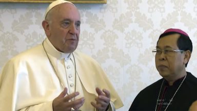 “O cristão sempre caminha para frente”, afirma Papa a indonésios