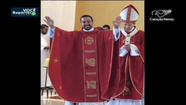Você Repórter: neossacerdote celebra sua primeira Missa