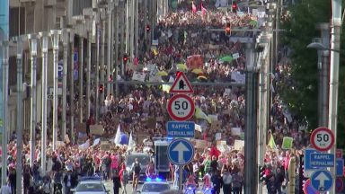 Diversos países realizam manifestações contra mudanças climáticas