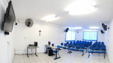 Oferta de vagas em ensino superior a distância é maior que presencial