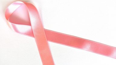 Médico do Inca comenta incidência e prevenção do câncer de mama
