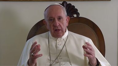 Papa reza por uma nova primavera missionária na Igreja