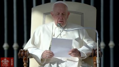 Papa Francisco reza por soluções para a crise no Chile
