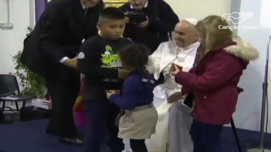 40 anos de Cáritas: Papa visita centro para ajuda de necessitados