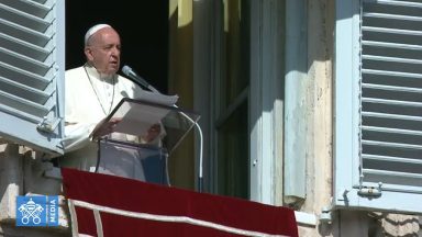A santidade é dom e chamado, diz Papa no dia de Todos os Santos