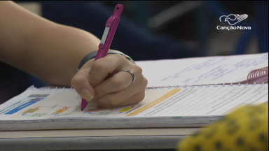 Em sete anos, educação no país subiu mais que a inflação