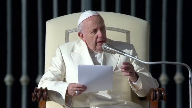 ‘Cristãos não devem recorrer à magia, mas a Cristo’, afirma Papa