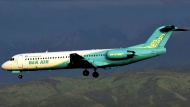 Avião cai no Cazaquistão e mata pelo menos 12 pessoas