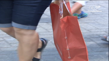 Saiba quais são os direitos do consumidor para troca de presentes