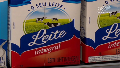 Produção de leite no Brasil bate recorde: 30 bilhões de litros