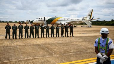 Rumo à China, Aviões da Força Aérea decolam para buscar brasileiros