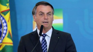 Bolsonaro sanciona lei para enfrentamento do novo coronavírus
