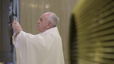 Cristão deve falar com franqueza e verdade, afirma Papa
