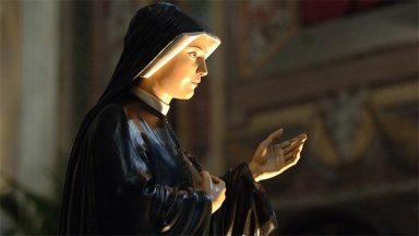 Há vinte anos era canonizada Irmã Faustina, apóstola da Divina Misericórdia