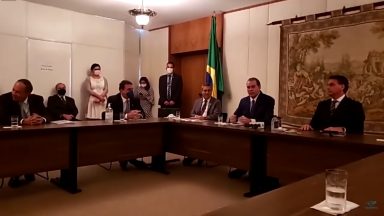 Bolsonaro leva empresários e ministros para reunião no STF