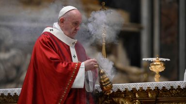 Papa Francisco celebra Solenidade de São Pedro e São Paulo