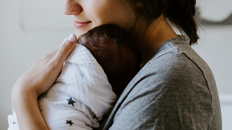 vida mae bebe nao aborto Kelly Sikkema Unsplash "Mães são presença acolhedora", afirma presidente da CNBB