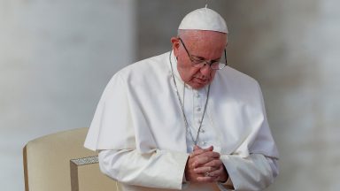 Papa pede orações por sua viagem ao Iraque