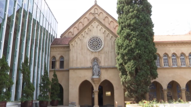 Capela histórica no centro de SP completa 100 anos de fundação