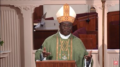 Bispo agradece ao Papa por apelo às vítimas de tiroteio em escola