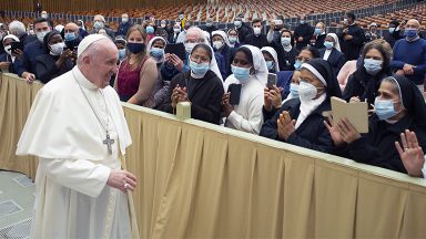 Papa Francisco ao Marianum: o mundo sem mães não tem futuro