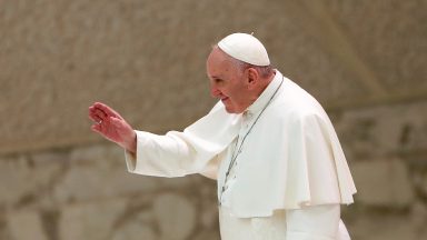Papa recorda o mês do Sagrado Coração de Jesus