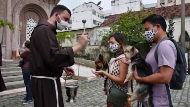 Animais recebem bênção especial no dia de São Francisco de Assis