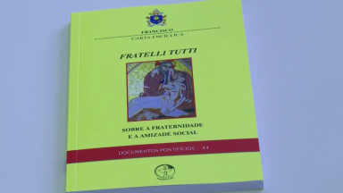 CNBB lança encíclica assinada pelo Papa Francisco