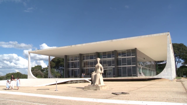STF marca para novembro o julgamento sobre a ideologia de gênero