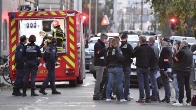 Padre ortodoxo é baleado ao fechar igreja na cidade francesa de Lyon