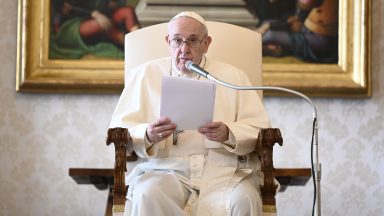 A liturgia não é apenas oração, mas um encontro com Cristo, afirma Papa